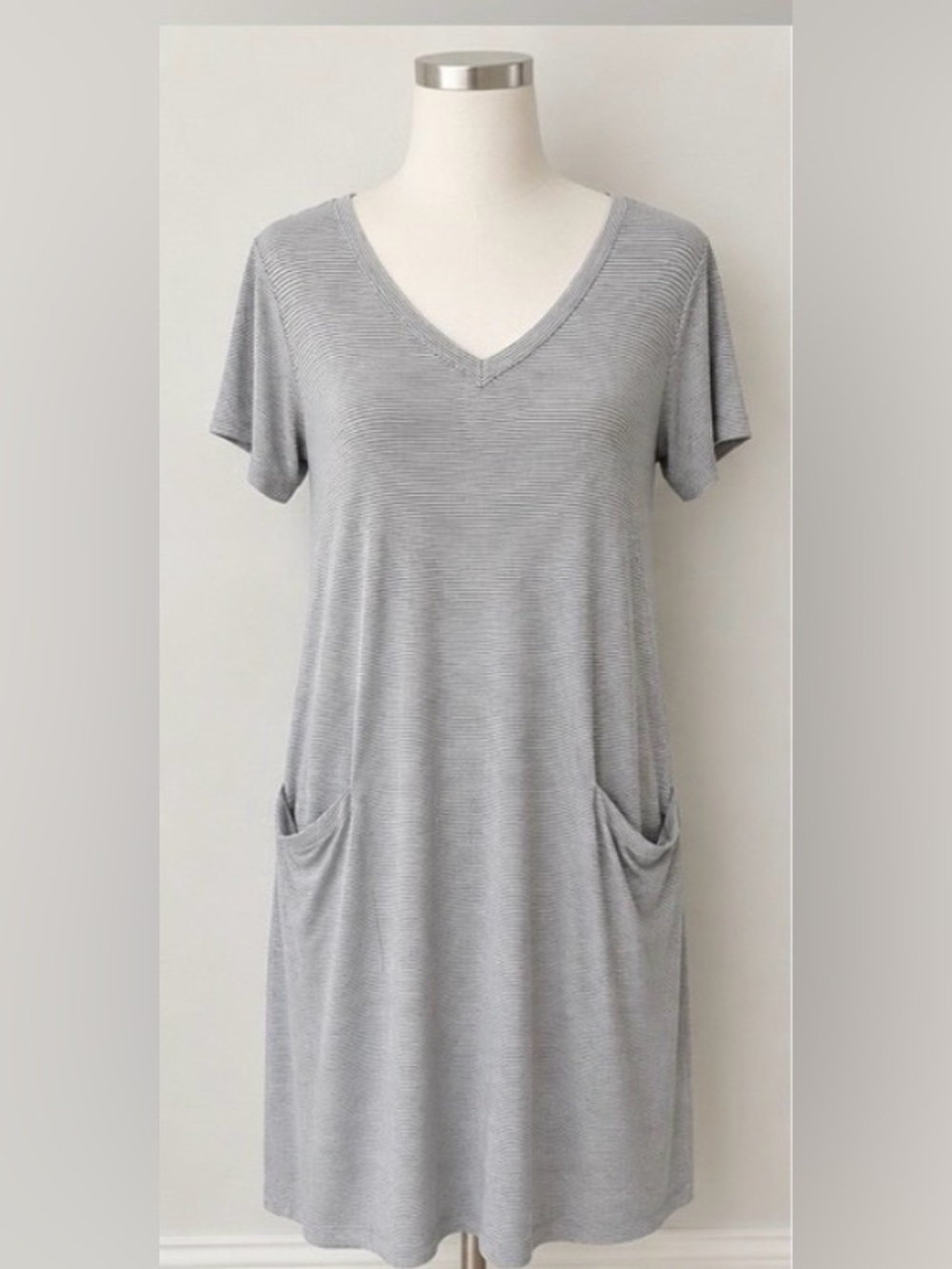 NM Neiman Marcus Striped Pocket T-Shirt Dress Medium